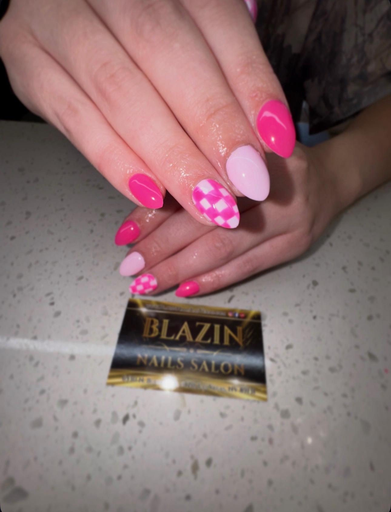 Nail art design March 30